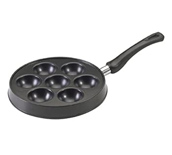 【中古】【輸入品・未使用】NORDIC WARE デンマークパンケーキアイロン 01740【メーカー名】NORDIC WARE (ノルディックウェア)【メーカー型番】01740AMZ【ブランド名】NORDIC WARE (ノルディックウェア)【商品説明】NORDIC WARE デンマークパンケーキアイロン 01740当店では初期不良に限り、商品到着から7日間は返品を 受付けております。こちらは海外販売用に買取り致しました未使用品です。買取り致しました為、中古扱いとしております。他モールとの併売品の為、完売の際はご連絡致しますのでご了承下さい。速やかにご返金させて頂きます。ご注文からお届けまで1、ご注文⇒ご注文は24時間受け付けております。2、注文確認⇒ご注文後、当店から注文確認メールを送信します。3、配送⇒当店海外倉庫から取り寄せの場合は10〜30日程度でのお届けとなります。国内到着後、発送の際に通知にてご連絡致します。国内倉庫からの場合は3〜7日でのお届けとなります。　※離島、北海道、九州、沖縄は遅れる場合がございます。予めご了承下さい。お電話でのお問合せは少人数で運営の為受け付けておりませんので、メールにてお問合せお願い致します。営業時間　月〜金　10:00〜17:00お客様都合によるご注文後のキャンセル・返品はお受けしておりませんのでご了承下さい。