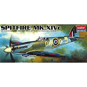【中古】【輸入品・未使用】アカデミー 1/72 スピットファイアー MK.XIVC AM12484 プラモデル