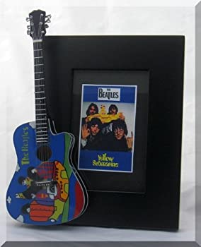 【中古】【輸入品・未使用】BEATLES Miniature Guitar Photo Frame Yellow Submarine アコースティックギター アコギ ギター (並行輸入)