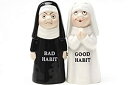 【中古】【輸入品・未使用】Salt & Pepper Shakers Set - HABITS New Ceramic Kitchen Gifts 8357