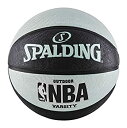 【中古】【輸入品・未使用】Spalding NBA Varsity 屋外用 ゴム製 バスケットボール