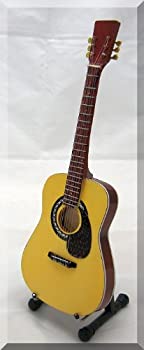 【中古】【輸入品・未使用】DOC WATSON Miniature Mini Guitar Martin マーティン アコースティックギター アコギ ギター (...