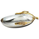 【中古】【輸入品・未使用】Elegance Golden Vine Hammered Stainless Steel Nut Bowl/Dish%カンマ% 6.25 by 4.25-Inch%カンマ% Silver/Gold by Elegance【メーカー名】Leeber Limited USA【メーカー型番】70034【ブランド名】Elegance【商品説明】Elegance Golden Vine Hammered Stainless Steel Nut Bowl/Dish%カンマ% 6.25 by 4.25-Inch%カンマ% Silver/Gold by Elegance当店では初期不良に限り、商品到着から7日間は返品を 受付けております。こちらは海外販売用に買取り致しました未使用品です。買取り致しました為、中古扱いとしております。他モールとの併売品の為、完売の際はご連絡致しますのでご了承下さい。速やかにご返金させて頂きます。ご注文からお届けまで1、ご注文⇒ご注文は24時間受け付けております。2、注文確認⇒ご注文後、当店から注文確認メールを送信します。3、配送⇒当店海外倉庫から取り寄せの場合は10〜30日程度でのお届けとなります。国内到着後、発送の際に通知にてご連絡致します。国内倉庫からの場合は3〜7日でのお届けとなります。　※離島、北海道、九州、沖縄は遅れる場合がございます。予めご了承下さい。お電話でのお問合せは少人数で運営の為受け付けておりませんので、メールにてお問合せお願い致します。営業時間　月〜金　10:00〜17:00お客様都合によるご注文後のキャンセル・返品はお受けしておりませんのでご了承下さい。