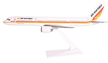 楽天スカイマーケットプラス【中古】【輸入品・未使用】Air Europa 757???200?Airplane Miniature Modelスナップ式プラスチック1?: 200?Part # abo-75720h-027