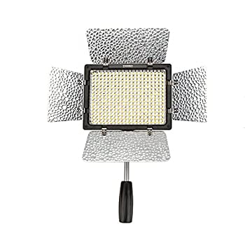 【中古】【輸入品・未使用】Yongnuo YN-300 III 300 LEDビデオライト 300球のLEDを搭載 カメラ&ビデオカメラ用 2280 LM　超高輝度 色温度調整 IRリモコン付き (5500K単色)【