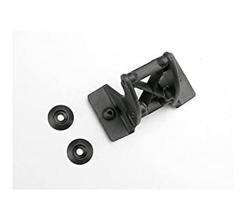 【中古】【輸入品・未使用】Traxxas 5413 Center Wing Mount Cross-Brace%カンマ% Revo [並行輸入品]【メーカー名】Traxxas【メーカー型番】【ブランド名】Traxxas【商品説明】Traxxas 5413 Center Wing Mount Cross-Brace%カンマ% Revo [並行輸入品]当店では初期不良に限り、商品到着から7日間は返品を 受付けております。こちらは海外販売用に買取り致しました未使用品です。買取り致しました為、中古扱いとしております。他モールとの併売品の為、完売の際はご連絡致しますのでご了承下さい。速やかにご返金させて頂きます。ご注文からお届けまで1、ご注文⇒ご注文は24時間受け付けております。2、注文確認⇒ご注文後、当店から注文確認メールを送信します。3、配送⇒当店海外倉庫から取り寄せの場合は10〜30日程度でのお届けとなります。国内到着後、発送の際に通知にてご連絡致します。国内倉庫からの場合は3〜7日でのお届けとなります。　※離島、北海道、九州、沖縄は遅れる場合がございます。予めご了承下さい。お電話でのお問合せは少人数で運営の為受け付けておりませんので、メールにてお問合せお願い致します。営業時間　月〜金　10:00〜17:00お客様都合によるご注文後のキャンセル・返品はお受けしておりませんのでご了承下さい。