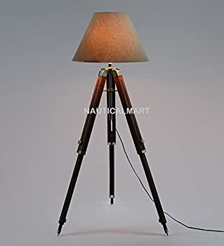 【中古】【輸入品・未使用】クラシックデザイナーマリーン 三脚フロアランプ レトロ ヴィンテージ 木製三脚ランプ【メーカー名】NAUTICALMART INC【メーカー型番】【ブランド名】NAUTICALMART【商品説明】クラシックデザイナーマリーン 三脚フロアランプ レトロ ヴィンテージ 木製三脚ランプ当店では初期不良に限り、商品到着から7日間は返品を 受付けております。こちらは海外販売用に買取り致しました未使用品です。買取り致しました為、中古扱いとしております。他モールとの併売品の為、完売の際はご連絡致しますのでご了承下さい。速やかにご返金させて頂きます。ご注文からお届けまで1、ご注文⇒ご注文は24時間受け付けております。2、注文確認⇒ご注文後、当店から注文確認メールを送信します。3、配送⇒当店海外倉庫から取り寄せの場合は10〜30日程度でのお届けとなります。国内到着後、発送の際に通知にてご連絡致します。国内倉庫からの場合は3〜7日でのお届けとなります。　※離島、北海道、九州、沖縄は遅れる場合がございます。予めご了承下さい。お電話でのお問合せは少人数で運営の為受け付けておりませんので、メールにてお問合せお願い致します。営業時間　月〜金　10:00〜17:00お客様都合によるご注文後のキャンセル・返品はお受けしておりませんのでご了承下さい。