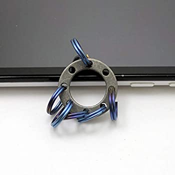 【中古】【輸入品・未使用】TIKING チタンアクセサリー EDC UFO UNI-FLEX オーガナイザー キーリング+6..