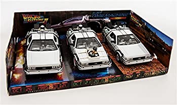 【中古】【輸入品・未使用】1:24スケールのバック・トゥ・ザ・フューチャー 1/2/3 タイムマシーン TRILOGY PACK DE LOREAN Willy 1:24スケール %ダブルクォーテ%Back to the Futu