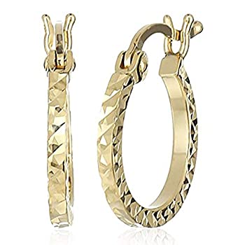 【中古】【輸入品・未使用】[Morgan & Paige] ゴールド。 TreEsse 10k Yellow Gold 1.5x1.5mm Diamond Cut Square Tube Hoop Earrings フープピアス。 22U108A000-0000000 イエロー【メーカー名】PAJ%カンマ% Inc.【メーカー型番】22U108A000-0000000【ブランド名】Morgan & Paige【商品説明】[Morgan & Paige] ゴールド。 TreEsse 10k Yellow Gold 1.5x1.5mm Diamond Cut Square Tube Hoop Earrings フープピアス。 22U108A000-0000000 イエロー当店では初期不良に限り、商品到着から7日間は返品を 受付けております。こちらは海外販売用に買取り致しました未使用品です。買取り致しました為、中古扱いとしております。他モールとの併売品の為、完売の際はご連絡致しますのでご了承下さい。速やかにご返金させて頂きます。ご注文からお届けまで1、ご注文⇒ご注文は24時間受け付けております。2、注文確認⇒ご注文後、当店から注文確認メールを送信します。3、配送⇒当店海外倉庫から取り寄せの場合は10〜30日程度でのお届けとなります。国内到着後、発送の際に通知にてご連絡致します。国内倉庫からの場合は3〜7日でのお届けとなります。　※離島、北海道、九州、沖縄は遅れる場合がございます。予めご了承下さい。お電話でのお問合せは少人数で運営の為受け付けておりませんので、メールにてお問合せお願い致します。営業時間　月〜金　10:00〜17:00お客様都合によるご注文後のキャンセル・返品はお受けしておりませんのでご了承下さい。