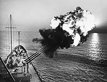 【中古】【輸入品・未使用】ベトナム戦争 アメリカ海軍 Nthe Cruiser USS キャンベラは北ベトナムを火事 トンキン湾曲 写真 ND But Before 3月 1967 ポスター プリント (18