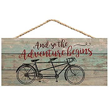 【中古】【輸入品・未使用】Adventure Beginsタンデム自転車アンティーク調10?x 4.5?Wood Wall Hanging..