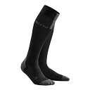 【中古】【輸入品・未使用】メンズコンプレッションランニングソックス CEP トールソックス 3.0 ブラック/ダークグレー IV