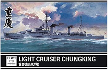 【中古】【輸入品・未使用】フライホークモデル 1/700 中国海軍 軽巡洋艦 重慶 中国海軍70周年記念版 プラモデル FLYFH1111C