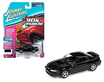 【中古】【輸入品・未使用】Johnny Lightning 1:64 Muscle Cars USA - 1999 Ford Mustang GT Black [並行輸入品]