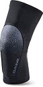 【中古】【輸入品・未使用】Dakine Slayer Knee Pad - Black - XL【メーカー名】Dakine【メーカー型番】10002773【ブランド名】DAKINE(ダカイン)【商品説明】Dakine Slayer Knee Pad - Black - XL当店では初期不良に限り、商品到着から7日間は返品を 受付けております。こちらは海外販売用に買取り致しました未使用品です。買取り致しました為、中古扱いとしております。他モールとの併売品の為、完売の際はご連絡致しますのでご了承下さい。速やかにご返金させて頂きます。ご注文からお届けまで1、ご注文⇒ご注文は24時間受け付けております。2、注文確認⇒ご注文後、当店から注文確認メールを送信します。3、配送⇒当店海外倉庫から取り寄せの場合は10〜30日程度でのお届けとなります。国内到着後、発送の際に通知にてご連絡致します。国内倉庫からの場合は3〜7日でのお届けとなります。　※離島、北海道、九州、沖縄は遅れる場合がございます。予めご了承下さい。お電話でのお問合せは少人数で運営の為受け付けておりませんので、メールにてお問合せお願い致します。営業時間　月〜金　10:00〜17:00お客様都合によるご注文後のキャンセル・返品はお受けしておりませんのでご了承下さい。