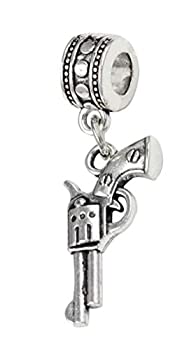【中古】【輸入品・未使用】ダングルハンドガンチャーム。【メーカー名】LaBenie - Pandora Compatible Charm【メーカー型番】【ブランド名】LaBenie【商品説明】ダングルハンドガンチャーム。当店では初期不良に限り、商品到着から7日間は返品を 受付けております。こちらは海外販売用に買取り致しました未使用品です。買取り致しました為、中古扱いとしております。他モールとの併売品の為、完売の際はご連絡致しますのでご了承下さい。速やかにご返金させて頂きます。ご注文からお届けまで1、ご注文⇒ご注文は24時間受け付けております。2、注文確認⇒ご注文後、当店から注文確認メールを送信します。3、配送⇒当店海外倉庫から取り寄せの場合は10〜30日程度でのお届けとなります。国内到着後、発送の際に通知にてご連絡致します。国内倉庫からの場合は3〜7日でのお届けとなります。　※離島、北海道、九州、沖縄は遅れる場合がございます。予めご了承下さい。お電話でのお問合せは少人数で運営の為受け付けておりませんので、メールにてお問合せお願い致します。営業時間　月〜金　10:00〜17:00お客様都合によるご注文後のキャンセル・返品はお受けしておりませんのでご了承下さい。