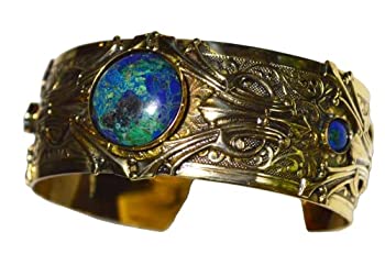 yÁzyAiEgpzHand Polished Antique Brass Art Deco Motif Cuff Bracelet - Chrysocolla