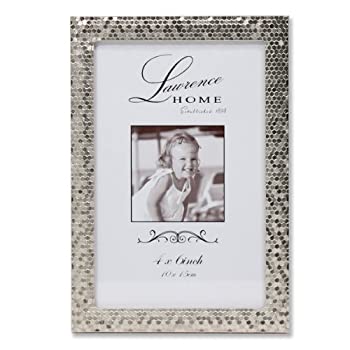 【中古】【輸入品・未使用】Lawrence Frames Shimmer Metal Picture Frame, 4 by 6-Inch, Silver [並行輸入品]