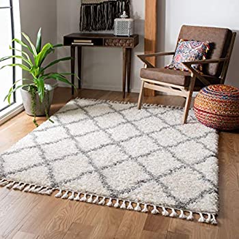 【中古】【輸入品・未使用】Safavieh Moroccan Tassel Shag Collection MTS358B Area Rug, 6ft 7 inch Square, Ivory/Light Grey 商品カテゴリー: ラグ カーペット [並行輸