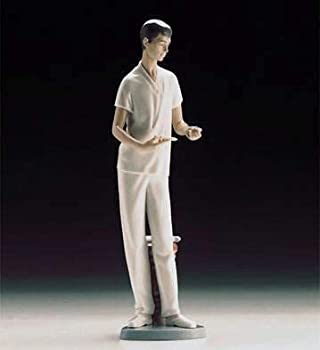 Lladro Male Nurse Figurine 商品カテゴリー: インテリア オブジェ 