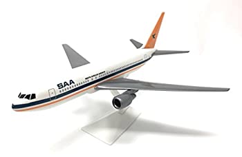 楽天スカイマーケットプラス【中古】【輸入品・未使用】South African Airways 767-200 Airplane Miniature Model Plastic Snap-Fit 1:200 Part# ABO-76720H-007