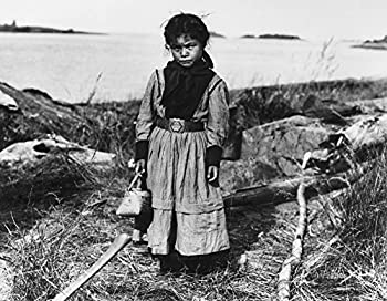 【中古】【輸入品・未使用】Cree Girl 1914 Na Young Native American Girl ミックスクリー と ティプワイアン 北部のマッケンジー地区のグレートスレーブ湖の口にベリーの