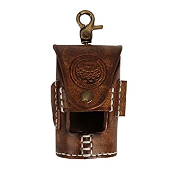【中古】【輸入品・未使用】TOURBON ヴィンテージレザーゴルフボールポーチ ティーホルダー ディボットツールキャリア【メーカー名】Tourbon【メーカー型番】【ブランド名】Tourbon【商品説明】TOURBON ヴィンテージレザーゴルフボールポーチ ティーホルダー ディボットツールキャリア当店では初期不良に限り、商品到着から7日間は返品を 受付けております。こちらは海外販売用に買取り致しました未使用品です。買取り致しました為、中古扱いとしております。輸送中に外箱にダメージ等がつく場合が御座います。他モールとの併売品の為、完売の際はご連絡致しますのでご了承下さい。速やかにご返金させて頂きます。ご注文からお届けまで1、ご注文⇒ご注文は24時間受け付けております。2、注文確認⇒ご注文後、当店から注文確認メールを送信します。3、配送⇒当店海外倉庫から取り寄せの場合は10〜30日程度でのお届けとなります。国内到着後、発送の際に通知にてご連絡致します。国内倉庫からの場合は3〜7日でのお届けとなります。お届け日の詳細につきましては購入前にお問い合わせくださいませ。　※離島、北海道、九州、沖縄は遅れる場合がございます。予めご了承下さい。お電話でのお問合せは少人数で運営の為受け付けておりませんので、メールにてお問合せお願い致します。営業時間　月〜金　10:00〜17:00お客様都合によるご注文後のキャンセル・返品はお受けしておりませんのでご了承下さい。