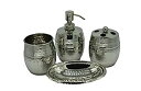 【中古】【輸入品・未使用】Kauri ステンレススチール ハンマー加工 バスルームアクセサリー4点セット | ソープディッシュ 歯ブラシホルダー ソープディスペンサー シルバー