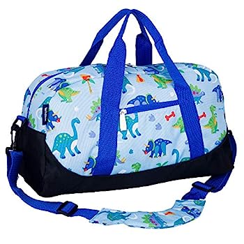 【中古】【輸入品・未使用】 Dinosaur Land - Wildkin Overnighter Duffel Bag Features Moisture-Resistant Lining and Padded Shoulder Strap Perfect for Sleepovers 