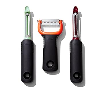 【中古】【輸入品・未使用】OXO Good Grips ピーラー3点セット ビート/フェンネル/ヤム