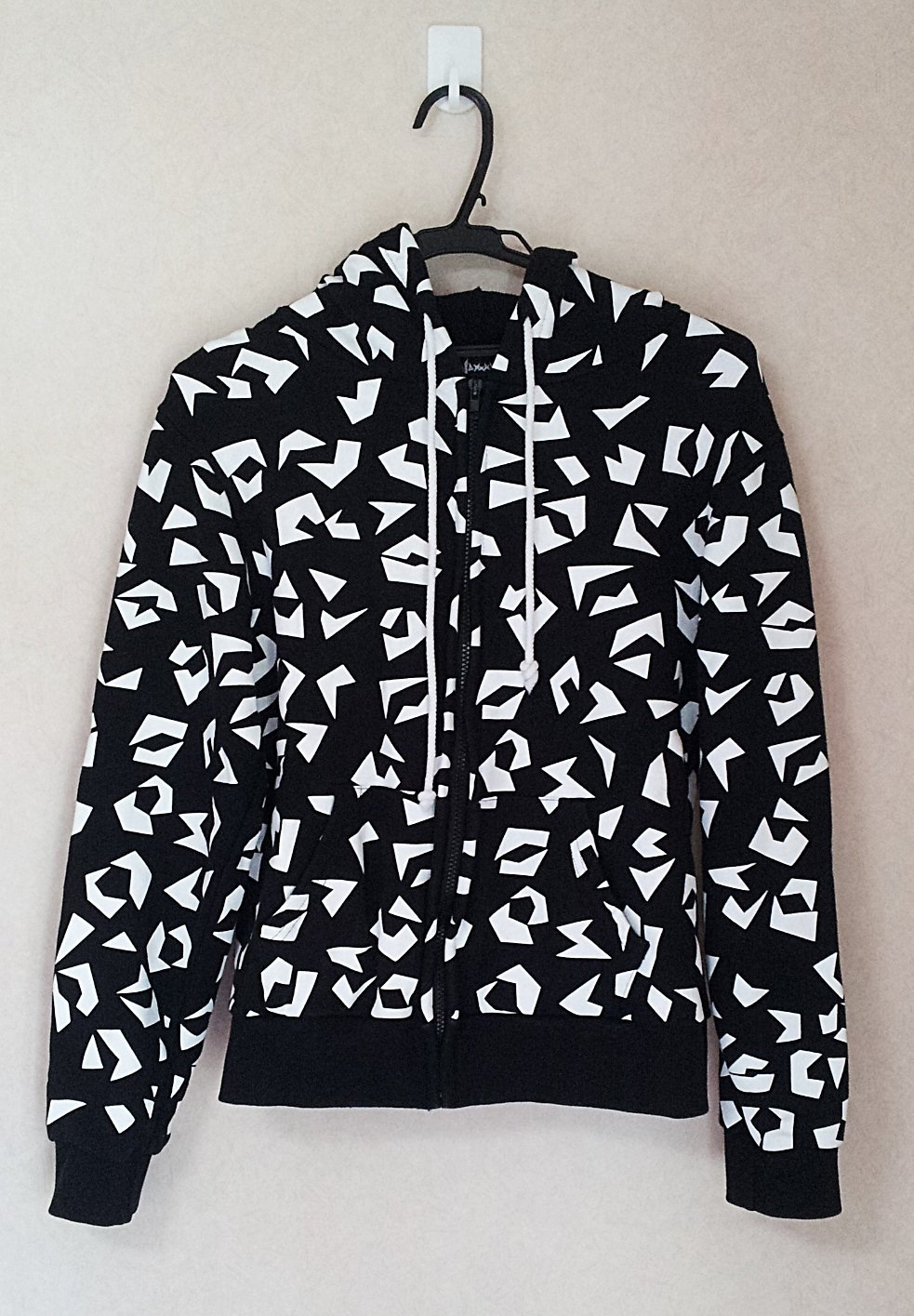 【中古】【非常に良い】ももいろクローバーZ×galaxxxy 行くぜっ！怪盗ヒョウジョパーカー【箱推し】ブラック91