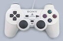 【中古】アナログコントローラ(DUALSHOCK 2)セラミック・ホワイトPlay [PlayStation2]【メーカー名】【メーカー型番】【ブランド名】【商品説明】アナログコントローラ(DUALSHOCK 2)セラミック・ホワイトPlay [PlayStation2]当店では初期不良に限り、商品到着から7日間は返品を 受付けております。他モールとの併売品の為、完売の際はご連絡致しますのでご了承ください。中古品の商品タイトルに「限定」「初回」「保証」「DLコード」などの表記がありましても、特典・付属品・帯・保証等は付いておりません。品名に【import】【輸入】【北米】【海外】等の国内商品でないと把握できる表記商品について国内のDVDプレイヤー、ゲーム機で稼働しない場合がございます。予めご了承の上、購入ください。掲載と付属品が異なる場合は確認のご連絡をさせていただきます。ご注文からお届けまで1、ご注文⇒ご注文は24時間受け付けております。2、注文確認⇒ご注文後、当店から注文確認メールを送信します。3、お届けまで3〜10営業日程度とお考えください。4、入金確認⇒前払い決済をご選択の場合、ご入金確認後、配送手配を致します。5、出荷⇒配送準備が整い次第、出荷致します。配送業者、追跡番号等の詳細をメール送信致します。6、到着⇒出荷後、1〜3日後に商品が到着します。　※離島、北海道、九州、沖縄は遅れる場合がございます。予めご了承下さい。お電話でのお問合せは少人数で運営の為受け付けておりませんので、メールにてお問合せお願い致します。営業時間　月〜金　11:00〜17:00お客様都合によるご注文後のキャンセル・返品はお受けしておりませんのでご了承ください。