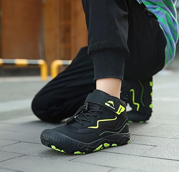 アウトドア シューズ 男の子 女の子 トレッキングシューズ 登山靴 キッズ 運動靴 子供 子供靴 軽量 通気 防滑 衝突防止 18.5cm-23.0cm