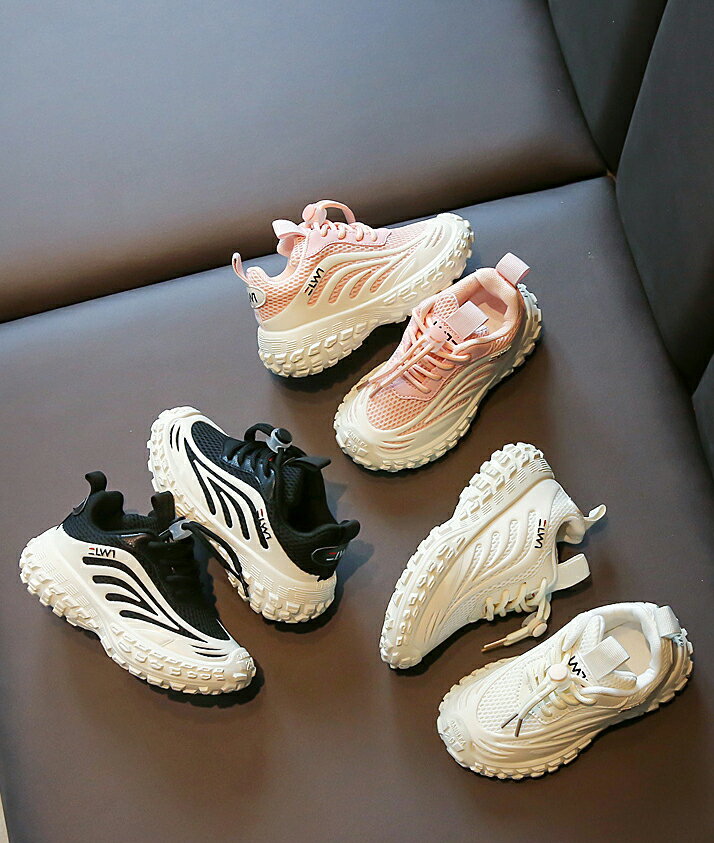 乐天商城 - スニーカー キッズ 男の子 女の子 発光 子供靴 春夏 厚底 レースアップシューズ 運動靴 滑り止め 無地 軽量 ランニングシューズ 通気性 おしゃれ 調整可能 幅広 屈曲性 子供用 スポーツ シューズ 通園 通学 プレゼント 旅行 16.5cm-22.0cm