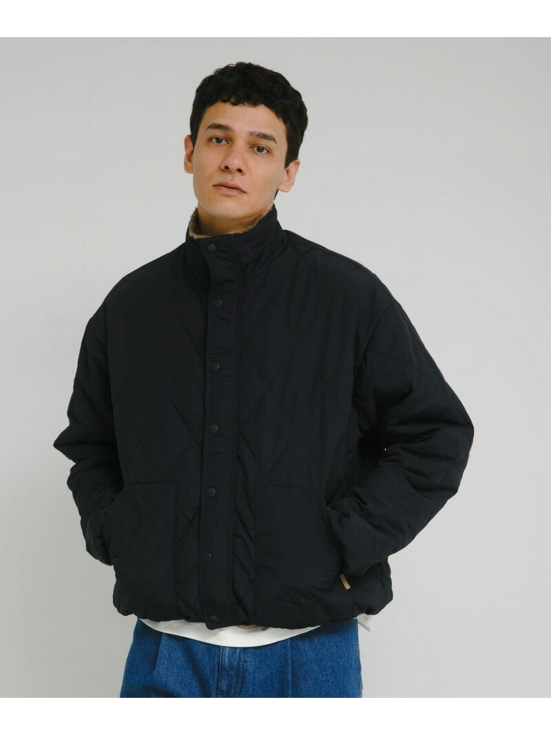 【予約商品について】 ※「先行予約販売中」「予約販売中」をご注文の際は予約商品についてをご確認ください。■重要なお知らせ※ 当店では、ギフト配送サービス及びラッピングサービスを行っておりません。ラッピング・ギフト配送について同時に複数の商品を注文された場合メーカー希望小売価格について置き配についてご利用ガイドSonny Label（サニーレーベル）リバーシブルスタンドブルゾン 店舗にてお問い合わせの際は、下記の品番をお申し付け下さい。 品番：LAA7-17S002 2通りの着こなしが楽しめる、この秋冬の主役ブルゾン肌寒くなるこれからの季節に欠かせない、リバーシブル仕様のブルゾンが入荷しました。キルティング面はすっきりとした印象で、大人っぽいカジュアルスタイルにぴったりです。もう片方のボア面は、ふんわりとした素材感が暖かみを感じさせ、見た目にも季節感を取り入れた着こなしが楽しめます。デニムやチノパンと合わせて王道のカジュアルスタイルはもちろん、きれいめなスラックスと合わせれば、上品なミックススタイルが完成します。その日の気分やコーディネートに合わせて、自由に着回しを楽しめるのが魅力の1着です。寒い季節のお出かけも、このブルゾンがあれば安心。軽くて暖かいので、長時間着ていてもストレスがありません。【2025 Autumn/Winter】【25AW】※この商品は、はっ水加工をしていますが、水滴などをつけたままにしておくとあとが残ることがあります。ご注意ください。この加工の効果は永久的なものではなく、着用や洗濯を繰り返すと、効果が低下します。ご了承ください。※商品の特性上、縫い目部分からダウンやフェザー、中綿などの詰め物が出ることがありますので、ご注意ください。総重量 : 約730g※商品画像は、光の当たり具合やパソコンなどの閲覧環境により、実際の色味と異なって見える場合がございます。予めご了承ください。※商品の色味の目安は、商品単体の画像をご参照ください。▼お気に入り登録のおすすめ▼お気に入り登録された商品は、マイページにて現在の価格情報や在庫状況の確認が可能です。お買い物リストの管理にぜひご利用ください。素材感透け感 : なし伸縮性 : なし裏地 : あり光沢 : なしポケット : ありブラック：186cm(L) / 180cm(L) / 173cm(L)ネイビー：186cm(L) / 173cm(L)型番：LAA7-17S002-d-5 QH4103【採寸】M:肩幅:58cm,,着丈:69cm,,身幅:67cm,,袖丈:59.5cmL:肩幅:59.5cm,,着丈:71cm,,身幅:69cm,,袖丈:61cmXL:肩幅:61cm,,着丈:73cm,,身幅:71cm,,袖丈:62.5cm商品のサイズについて【商品詳細】中国素材：表側 : ナイロン100%,裏側 : ポリエステル100%,中綿 : ポリエステル100%サイズ：M、L、XL※画面上と実物では多少色具合が異なって見える場合もございます。ご了承ください。商品のカラーについて