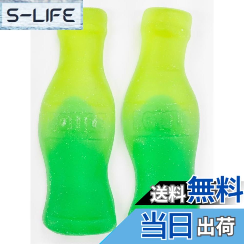 商品情報商品の説明商品紹介 長さ約10cm！重さが約40g！ビッグボトル型のグミはインパクトもあって大人気！甘酸っぱいキウイの味わい＆食べ応えのあるグミです。個人での利用はもちろんのこと、小袋に入れてイベント・パーティー・ブライダルなどのプチギフトとして使ったり、オフィスでの休憩のアイテムとして使ったり、業務用アイテムとして使ったり・・・様々なシーンでお使いいただいております。 原材料・成分 水あめ（国内製造）、砂糖、ゼラチン、粉末オブラート／ソルビトール、酸味料、光沢剤、香料、乳化剤、着色料（黄4、青1）、（一部にゼラチンを含む）主な仕様 キウイ味ビッグボトル型