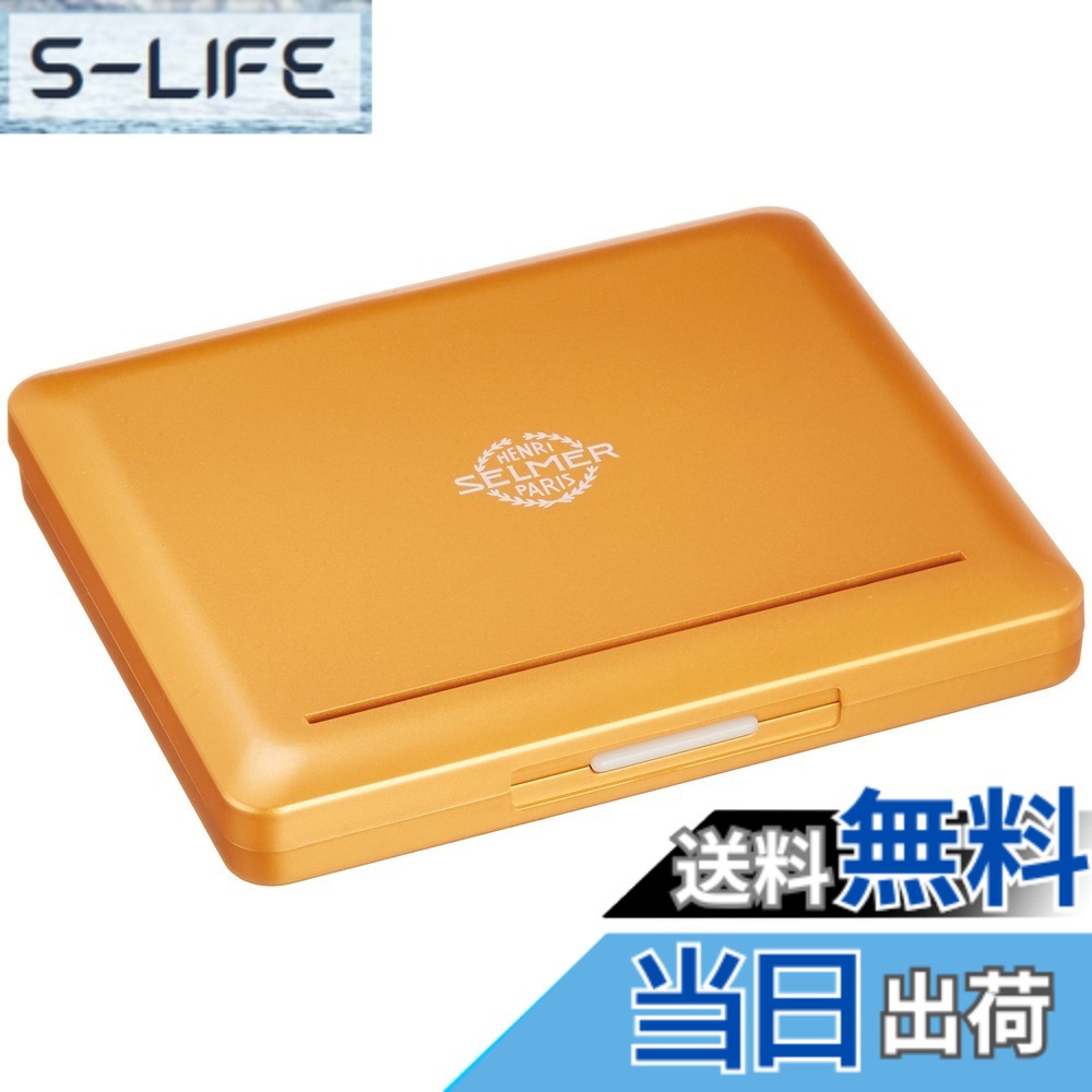商品情報商品の説明シンプルなデザインのプラスチック製リードケース。お気に入りのリードを守ってくれます。 日本の気候に対応するための『通気口』。リードケース内を清潔に保つことが可能になっています。 各仕切りに番号が振ってあり、お気に入りのリードを見分けやすい！ リード接地面に溝を施す事により、通気性が優れリードを長持ちさせます。 SELMER A.Sax Reed Case オレンジゴールド主な仕様 シンプルなデザインのプラスチック製リードケース。お気に入りのリードを守ってくれます。日本の気候に対応するための『通気口』。リードケース内を清潔に保つことが可能になっています。各仕切りに番号が振ってあり、お気に入りのリードを見分けやすい！リード接地面に溝を施す事により、通気性が優れリードを長持ちさせます。