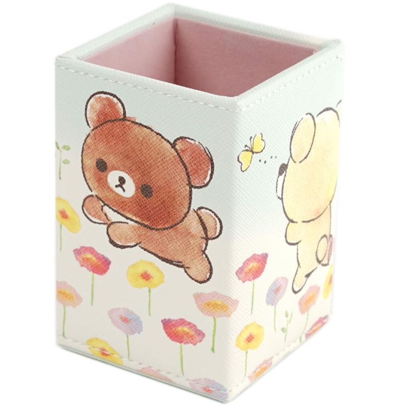 パール メガネスタンド リラックマ おはなばたけ本体サイズ:(約)高さ10.0×幅6.6×奥行き6.6cm内寸サイズ:(約)高さ9.3×幅5.4×奥行き5.4cm本体重量:(約)84g材質:合板、合皮