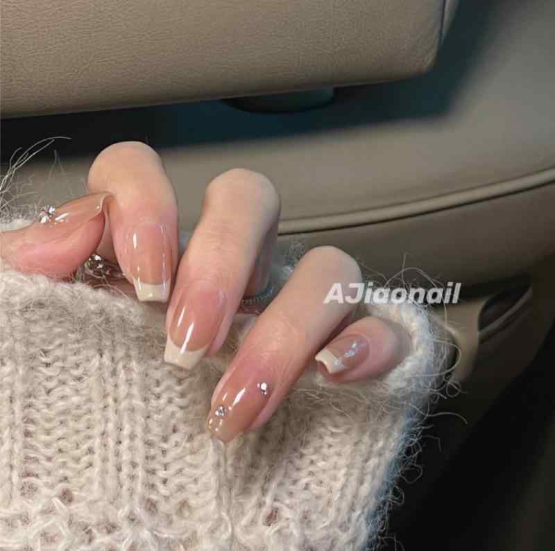 ネイルチップ レディース つけ爪 ジェルネイル ニュアンスネイル フレンチネイル ...