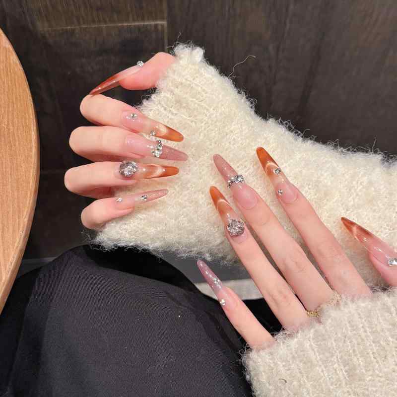 ネイルチップ レディース 手作り 付け爪 美容 高品質 高級感 ジェルネイル風 デザ...