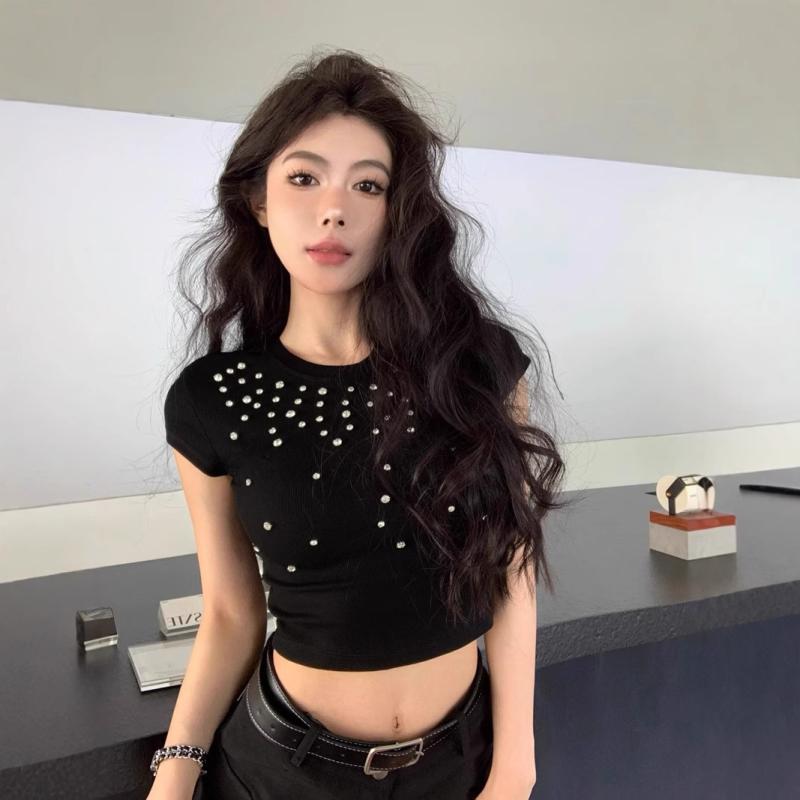 Tシャツ レディース 半袖 トップス カットソー きらきら ラインストーン ショート丈 へそ出し セクシー ミニ丈 クロップド丈 スタイルアップ 着痩せ タイト シルエット コットン 伸縮性 普段使い カジュアル ダンス 衣装 肌見せ 大人 かわいい お slope-up-10159673 SLOPEUP パッケージ画像