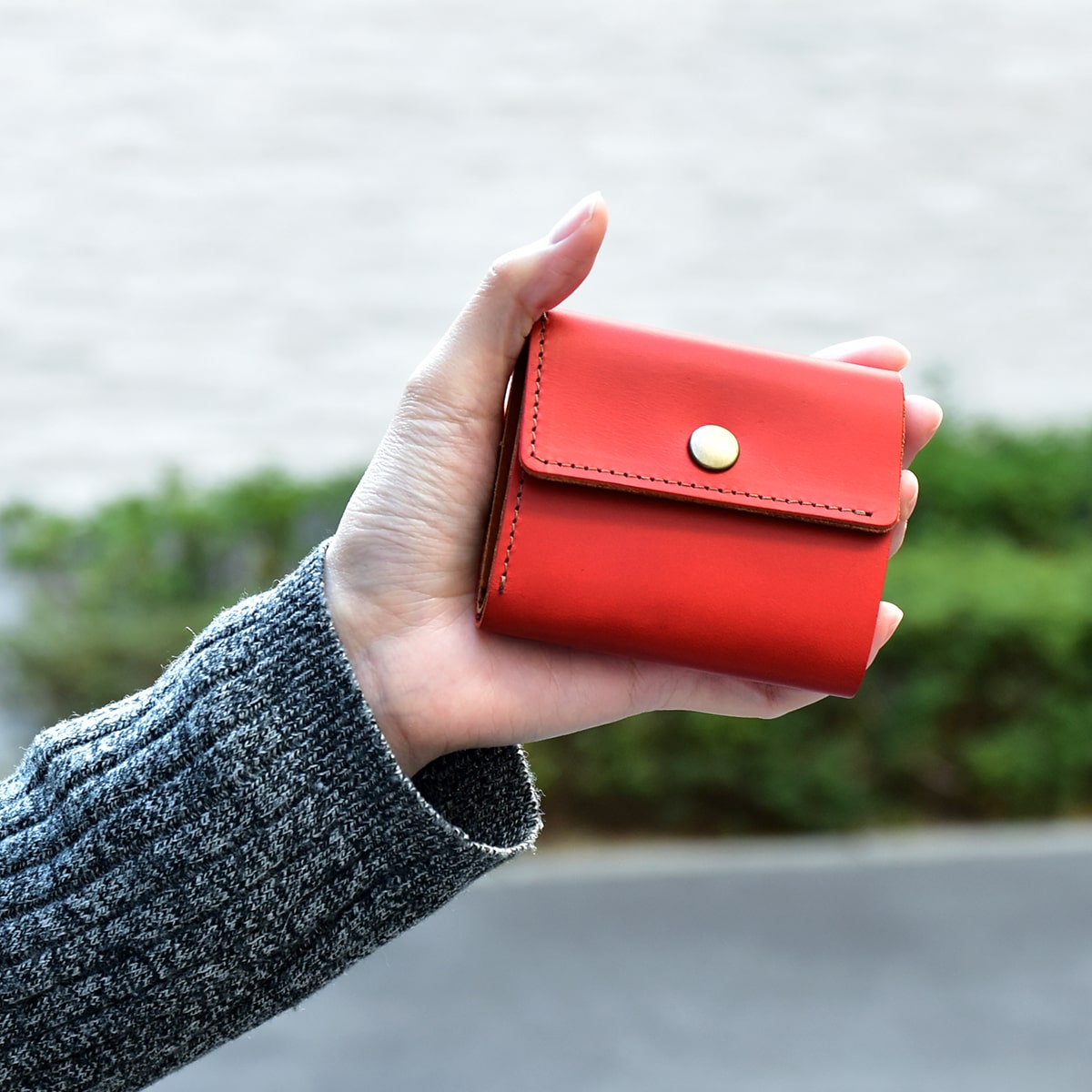 財布 レディース ブッテーロ 三つ折り 小さい ミニマリスト