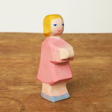Ostheimer オストハイマー 木製 フィギュア 家族 妹 オブジェ インテリア おしゃれ 雑貨 おもちゃ 人形遊び かわいい シュタイナー