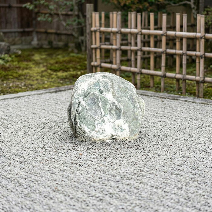楽天市場】緑化石 ni136 庭石の通販
