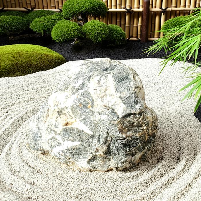 【送料無料】【石の市特別商品】【1日/4日/14日/24日限定】徳島県産 庭石1石【白青】景石にいかがでしょうか？