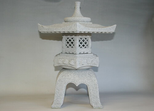 ������̵���ۡ�����Բġ��㸫��϶(1.5�ܡ��ѷ�)�ڸ���С����Фξ�˾���Ȥ�����Ω���ޤ�������������ۡ��㸫��϶�ۡ������ۡ��㸫�ۡ���϶�ۡ�����϶��