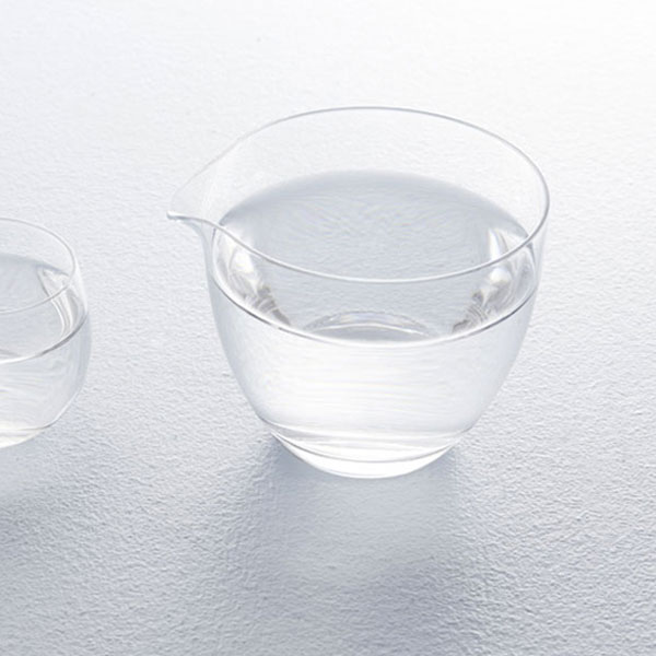 【松徳硝子】 丸型酒器 かたくち 片口 ガラス グラス 1合 180ml 晩酌 酒器 お酒 日...