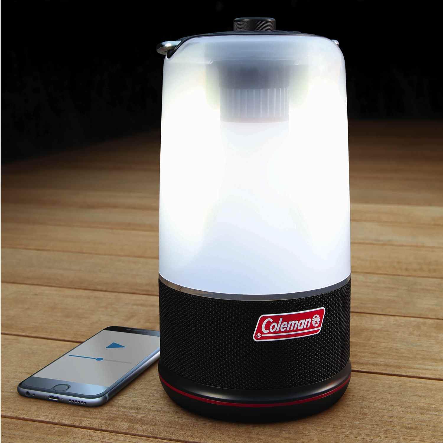 SMART PARK 楽天市場店のColeman コールマン 無線 ワイヤレス スピーカー Bluetooth LEDランタン iPhone/iPod/iPad/スマートフォン/タブレット 屋外 モバイル 充電式 キャンプ アウトドア｜アングル3