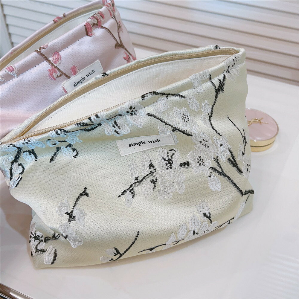 【最大21％OFF夏セールまとめクーポン有】化粧ポーチ 素雅 刺繍 梅花 デザイン 女性用 ラウンド